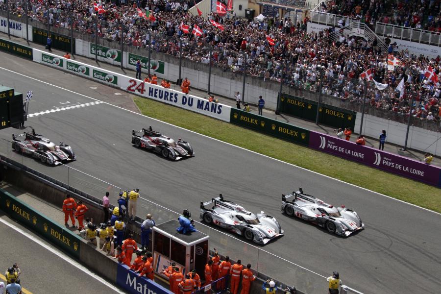  Audi R18 Le Mans 24hr 2012 года  (фото 6 из 43)